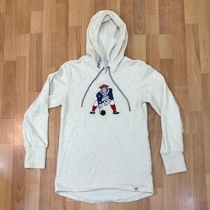 Women’s Small Patriots Hoodie